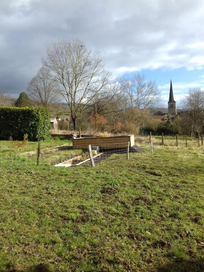 Agreable Chambre Meublee, Vue Sur La Vallee De L'Auxois Villy-en-Auxois Exterior foto